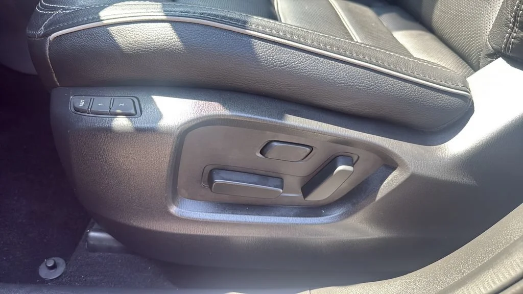 Used 2025 Gray Mazda 2.5 S Preferred image 19