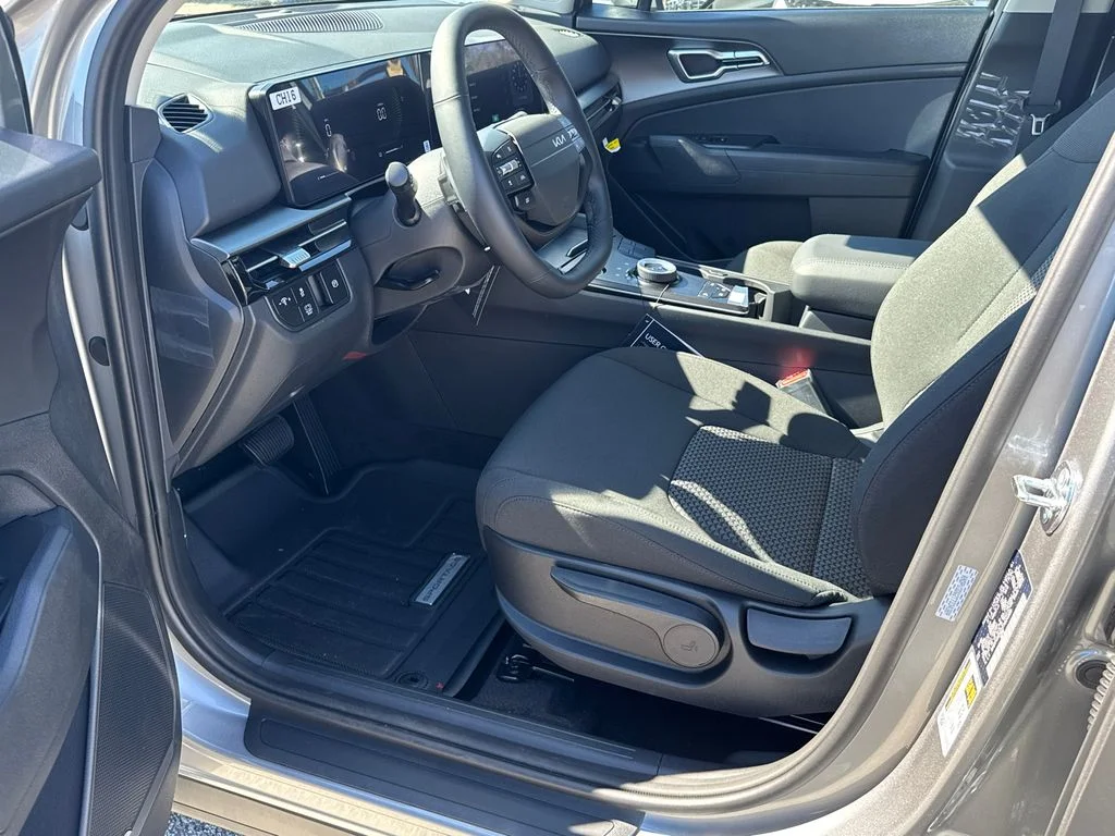 New 2026 Steel Gray Kia LX image 9
