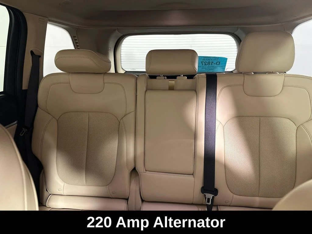 Used 2022 Baltic Gray Metallic Clearcoat Jeep Limited image 26