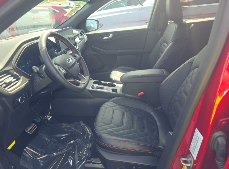 Used 2024 Red Metallic Ford ST-Line Elite image 7