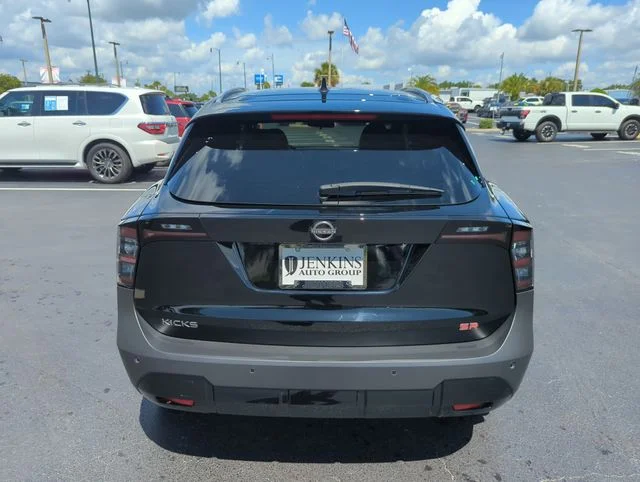 Used 2025 Black Nissan SR image 7