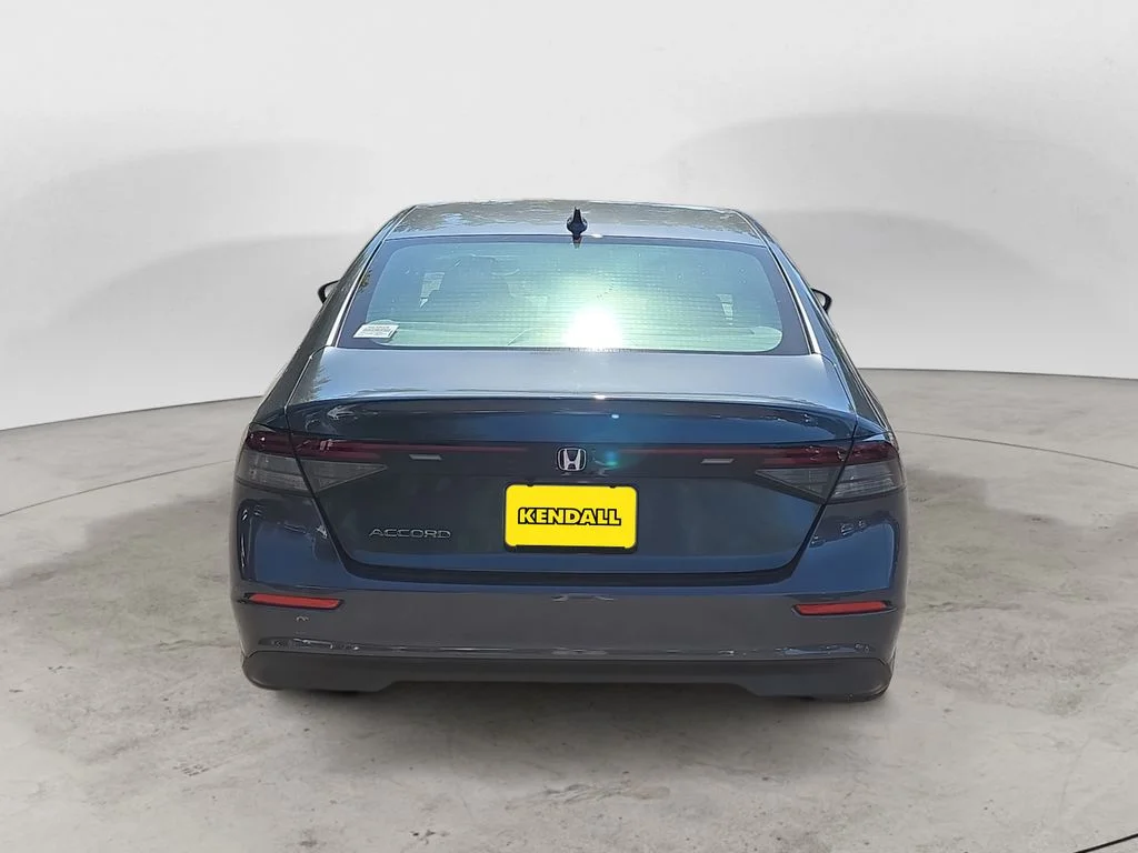 New 2026 Meteorite Gray Metallic Honda LX image 4