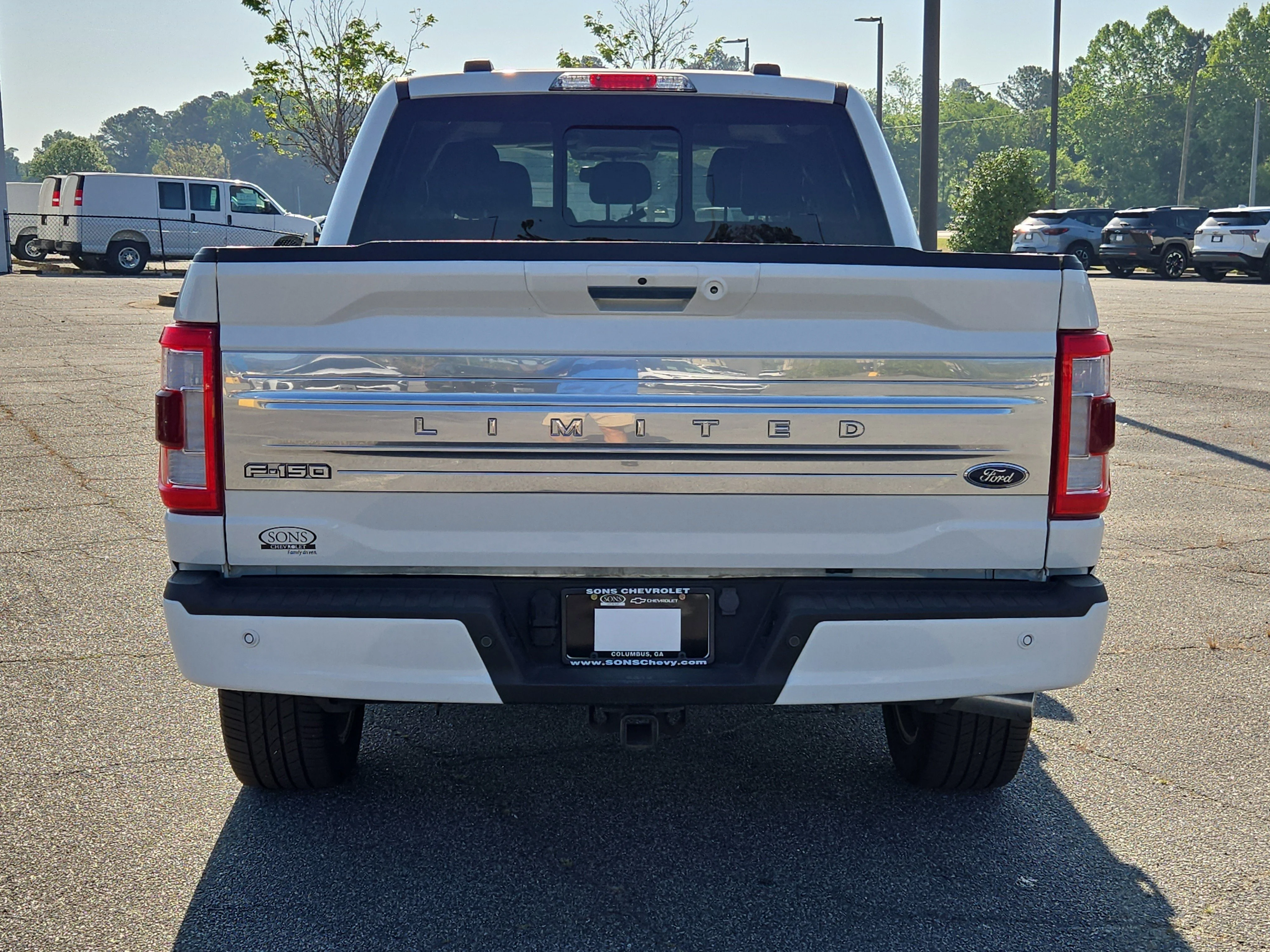 Used 2023 White Ford Limited image 11
