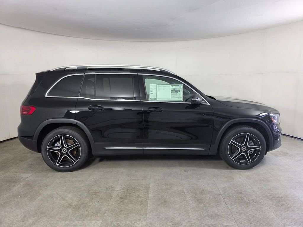 New 2026 Night Black Mercedes-Benz GLB 250 image 3