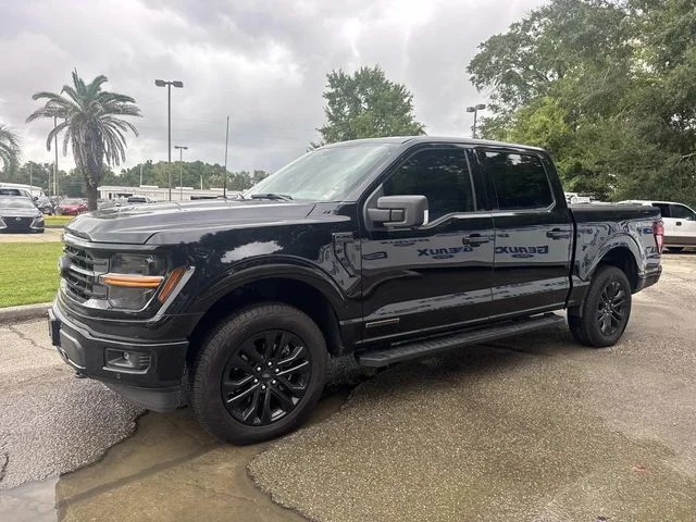 Certified Used 2025 Agate Black Metallic Ford XLT image 6