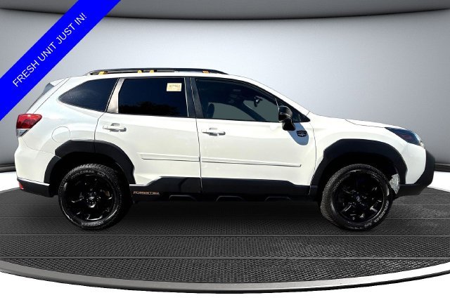 Used 2022 White Subaru Wilderness image 4