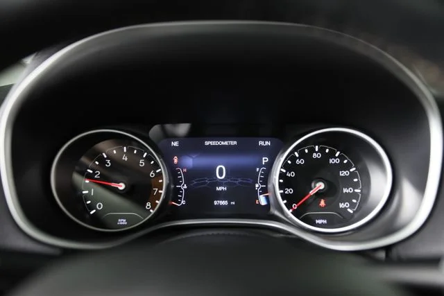 Used 2019 White Jeep Limited image 7