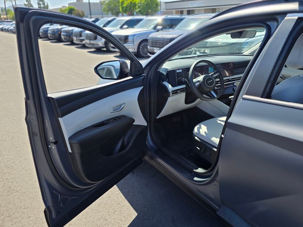 Certified Used 2025 Gray Hyundai SEL image 38