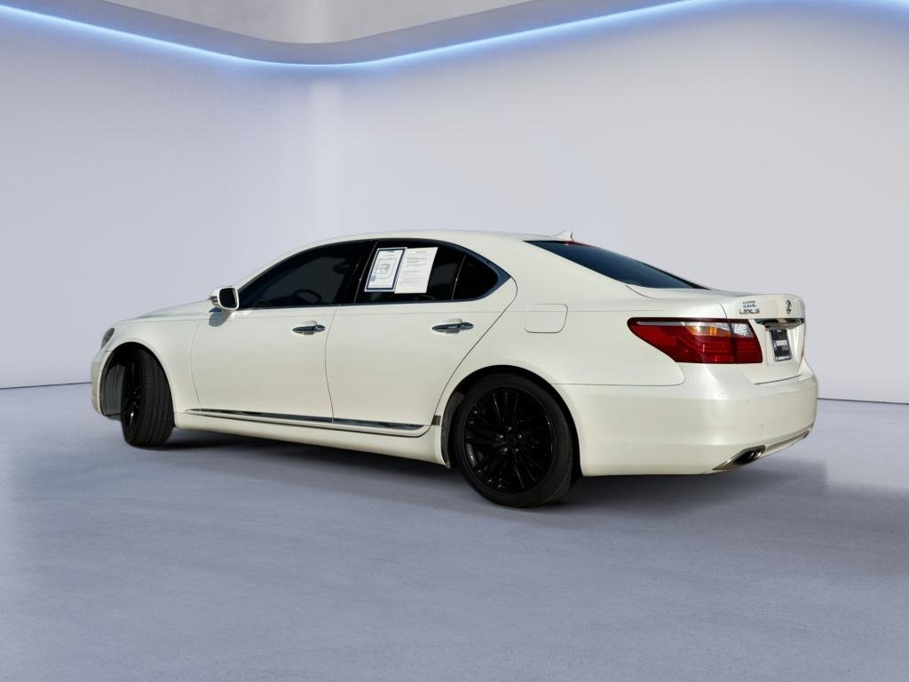 Used 2011 Starfire Pearl Lexus Base image 3