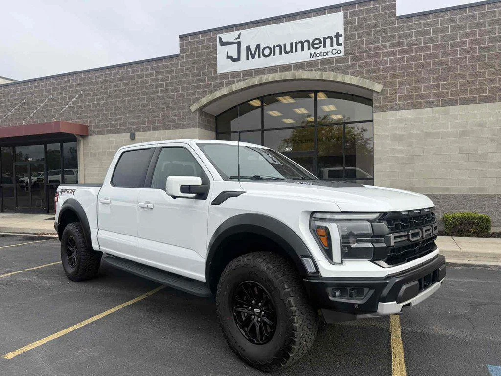 2024 Ford F-150 Raptor 4x4 SuperCrew 145 in's photo