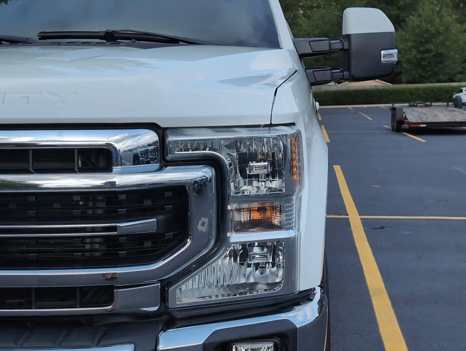 Used 2022 Star White Metallic Tri-Coat Ford Lariat image 12
