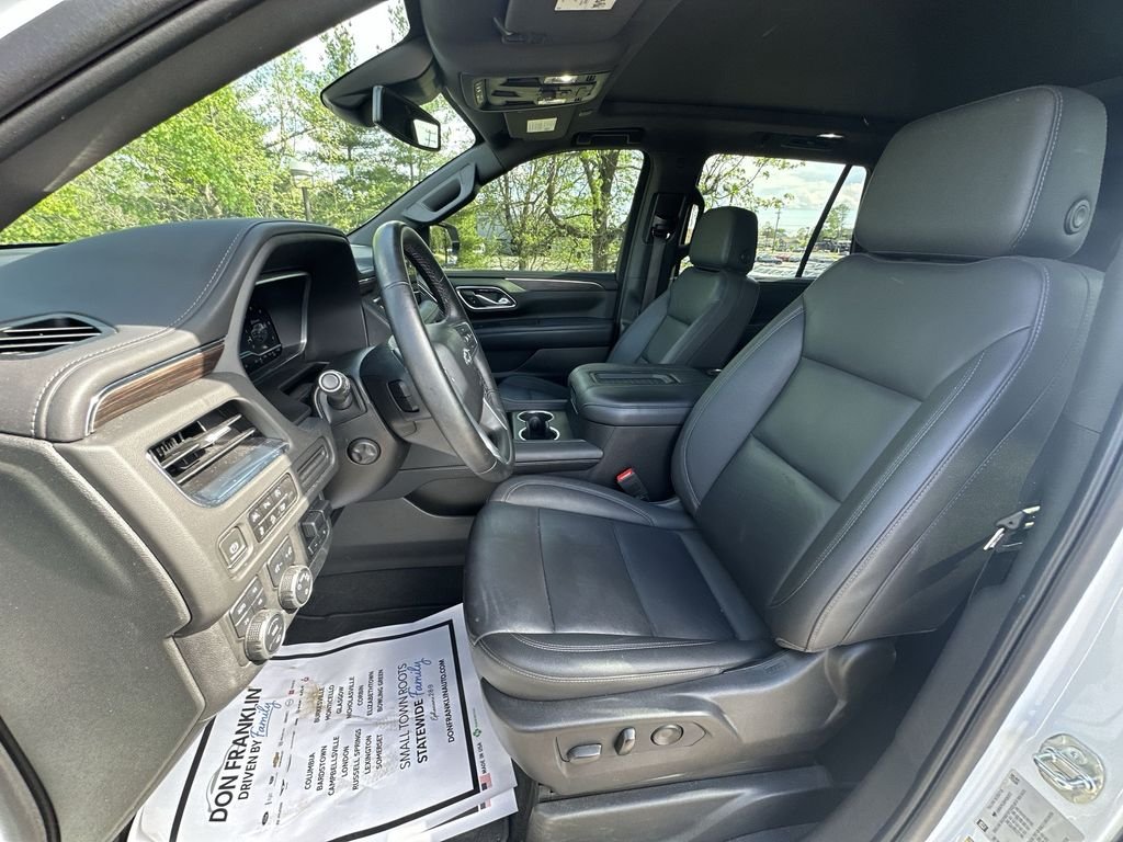 Used 2023 White Chevrolet Z71 image 11
