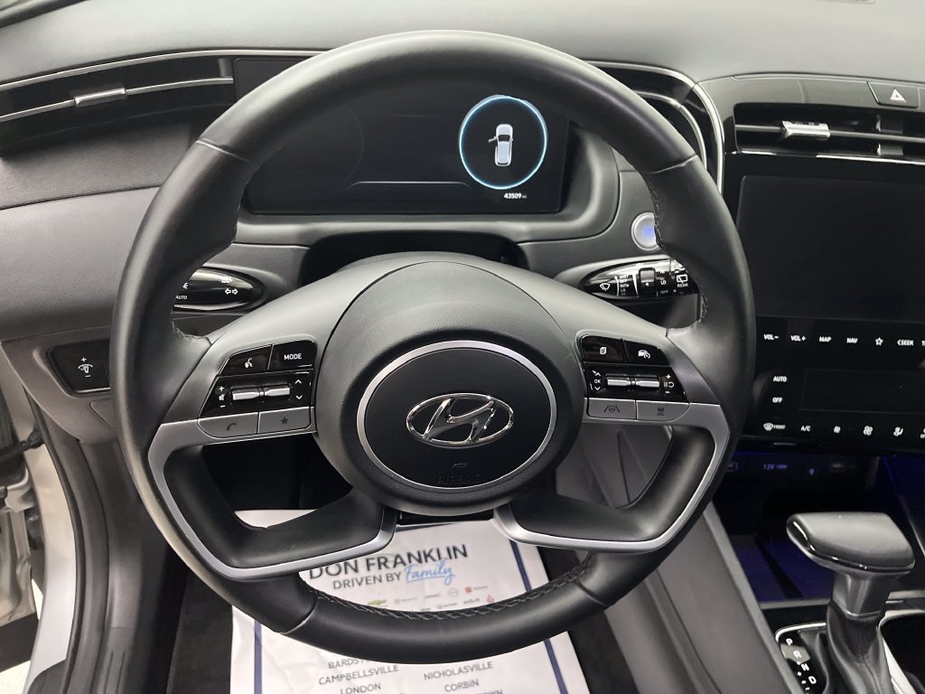 Used 2024 Silver Hyundai SEL image 16