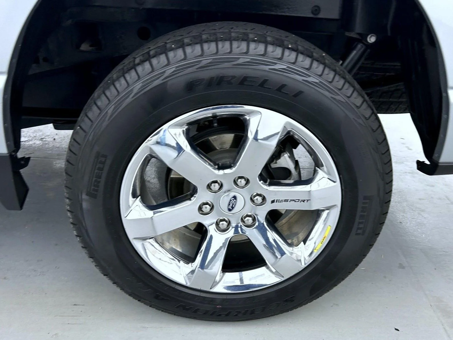 Used 2023 Silver Ford XLT image 23