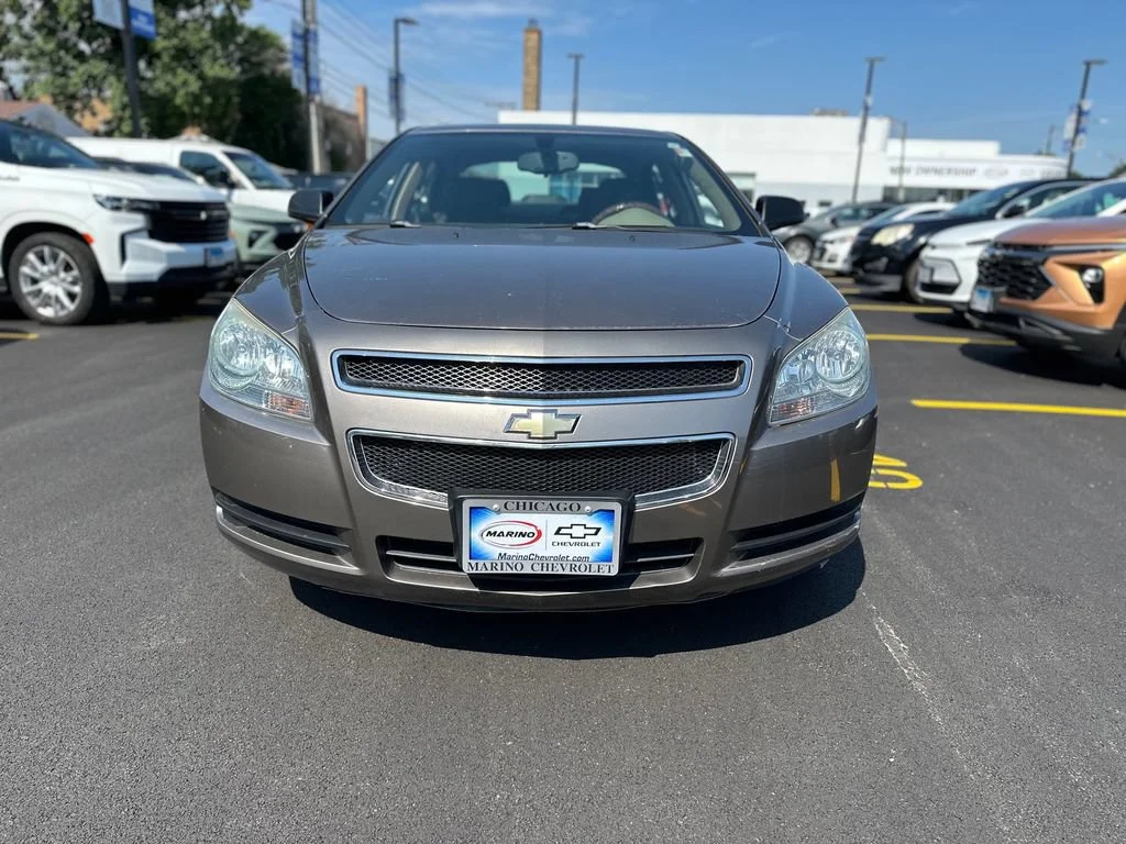 Used 2010 Mocha Steel Metallic Chevrolet LS w/1LS image 8