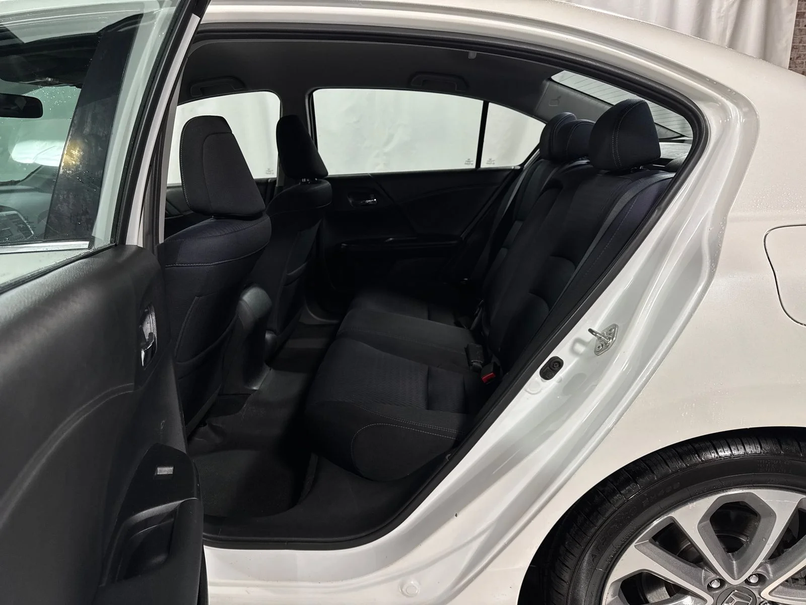 Used 2015 White Honda Sport image 5