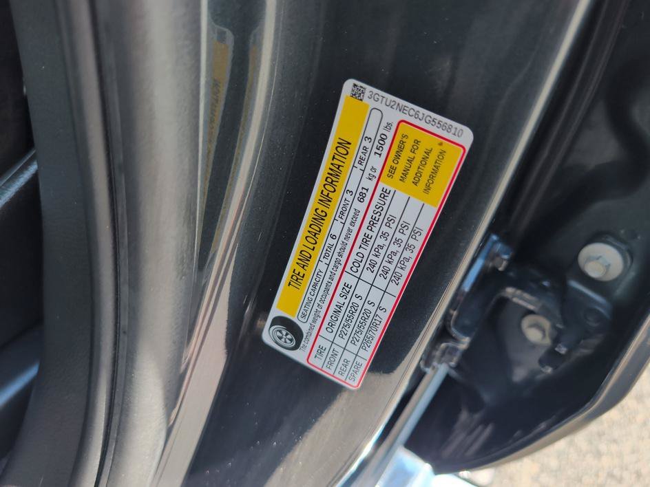 Used 2018 Dark Slate Metallic GMC SLT image 31