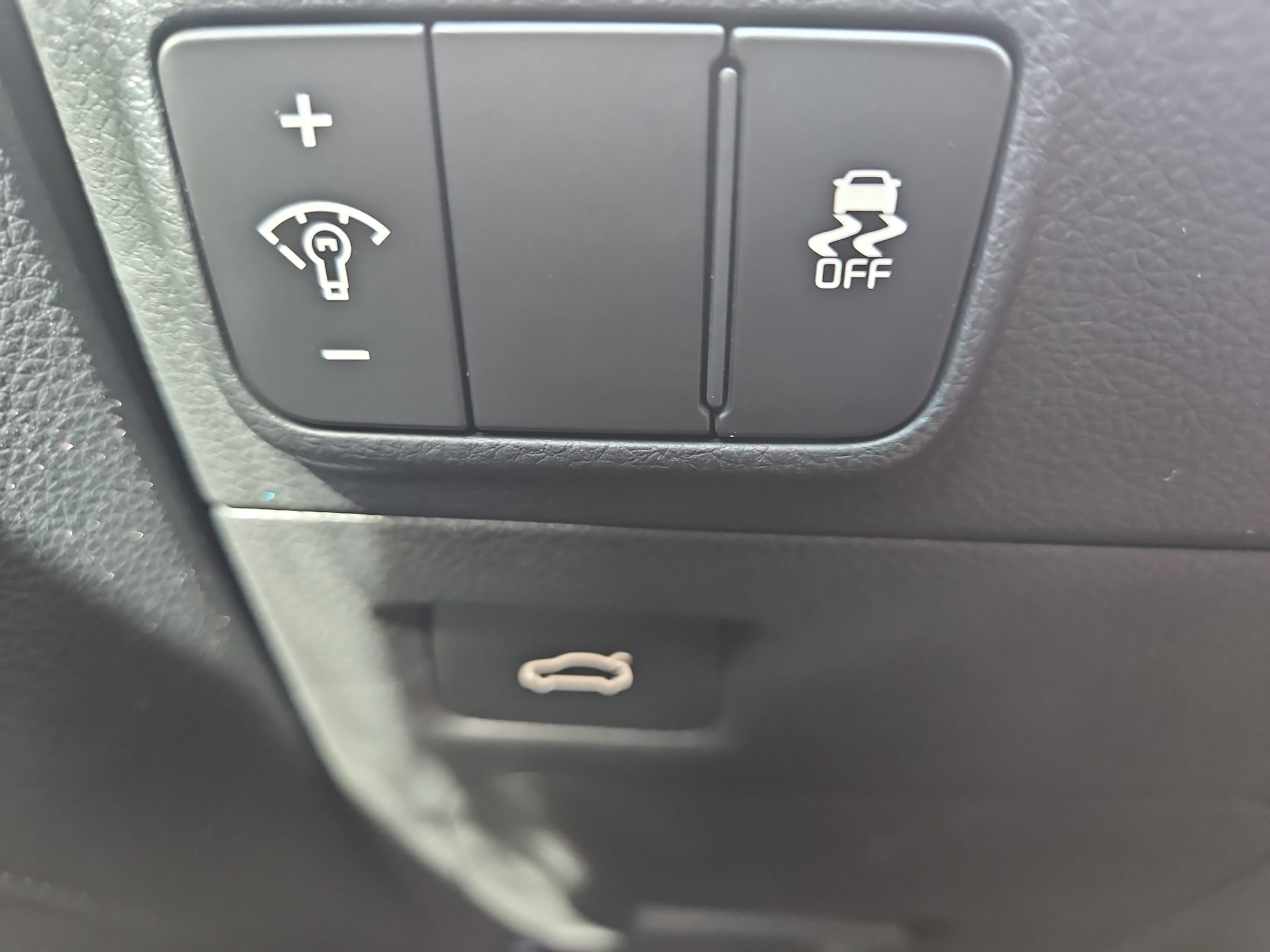 New 2026 Aurora Black Pearl Kia LXS image 31