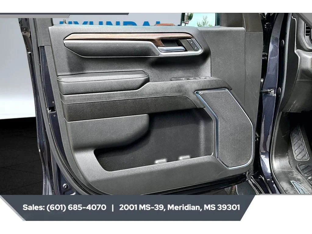 Used 2023 Dark Ash Metallic Chevrolet RST image 17