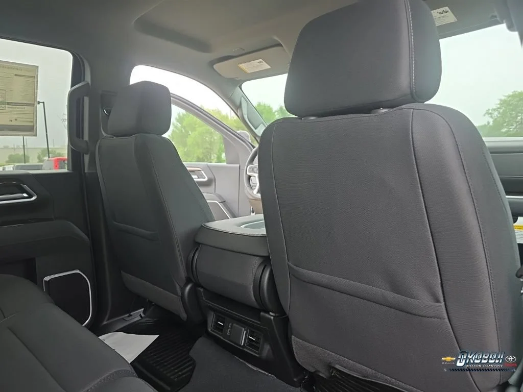 New 2026 Summit White Chevrolet LT image 23