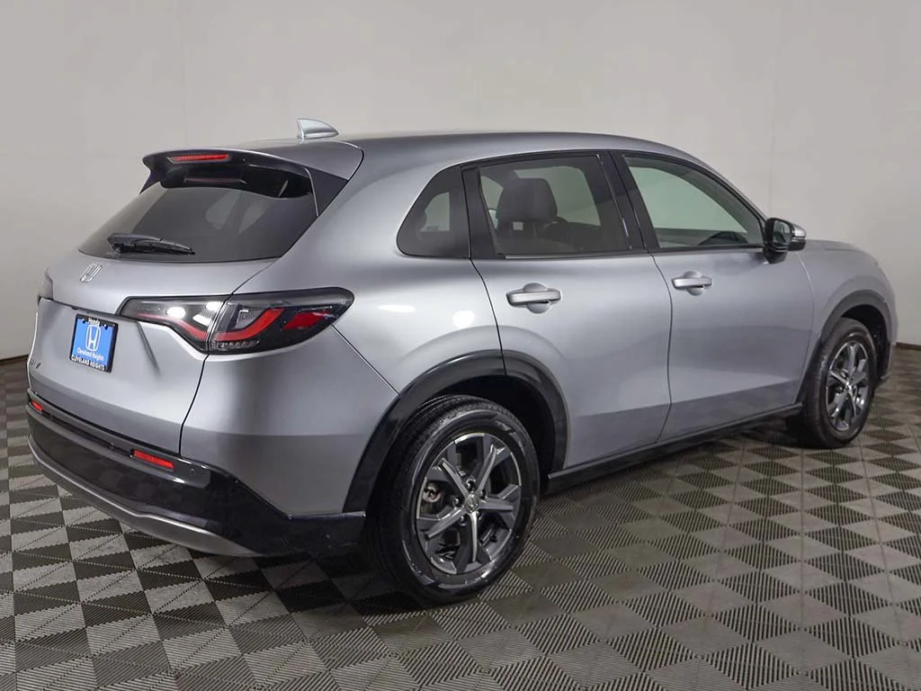 2025 Honda HR-V EX-L - Photo 10