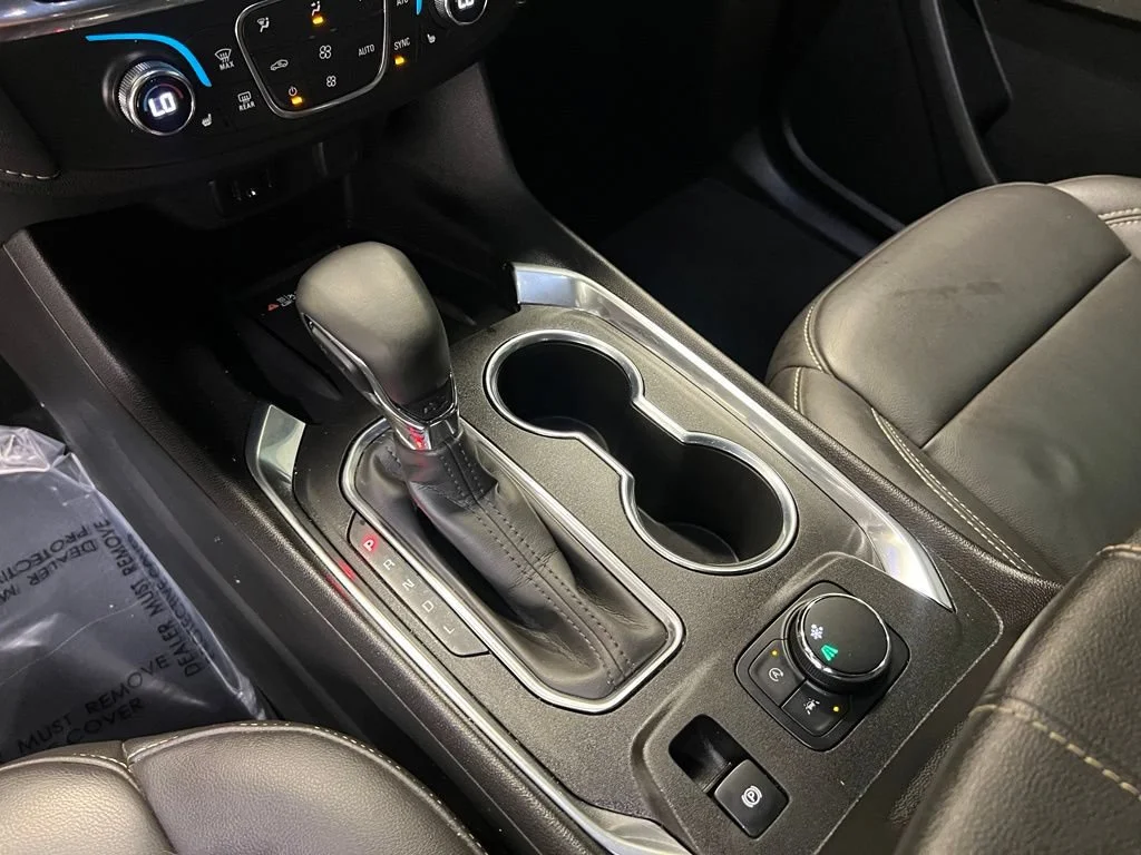 Used 2023 Summit White Chevrolet LT Leather image 24