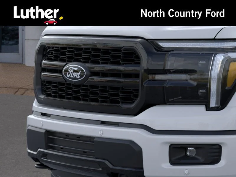 New 2026 Oxford White Ford LARIAT image 17