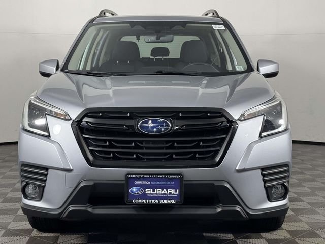 Used 2023 Ice Silver Metallic Subaru Premium image 6