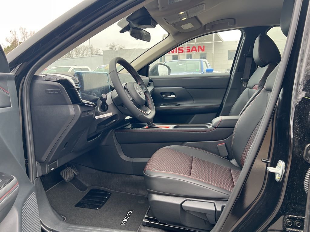 2025 Nissan Kicks SR AWD - Photo 13