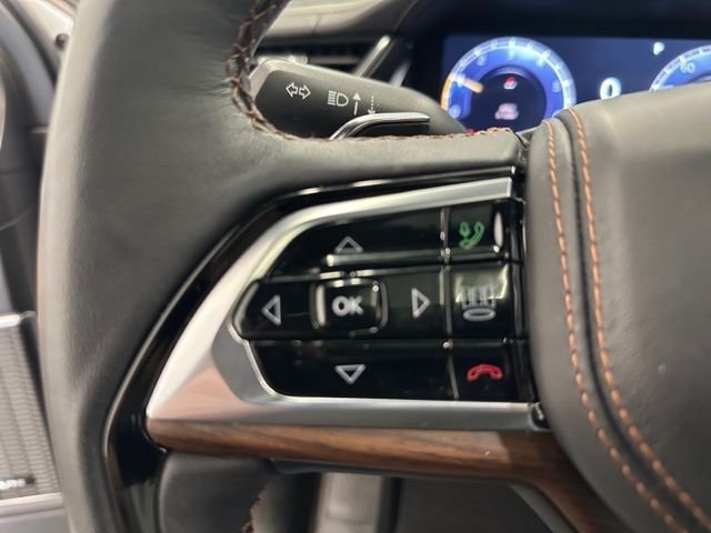 Used 2024 White Jeep Summit image 32