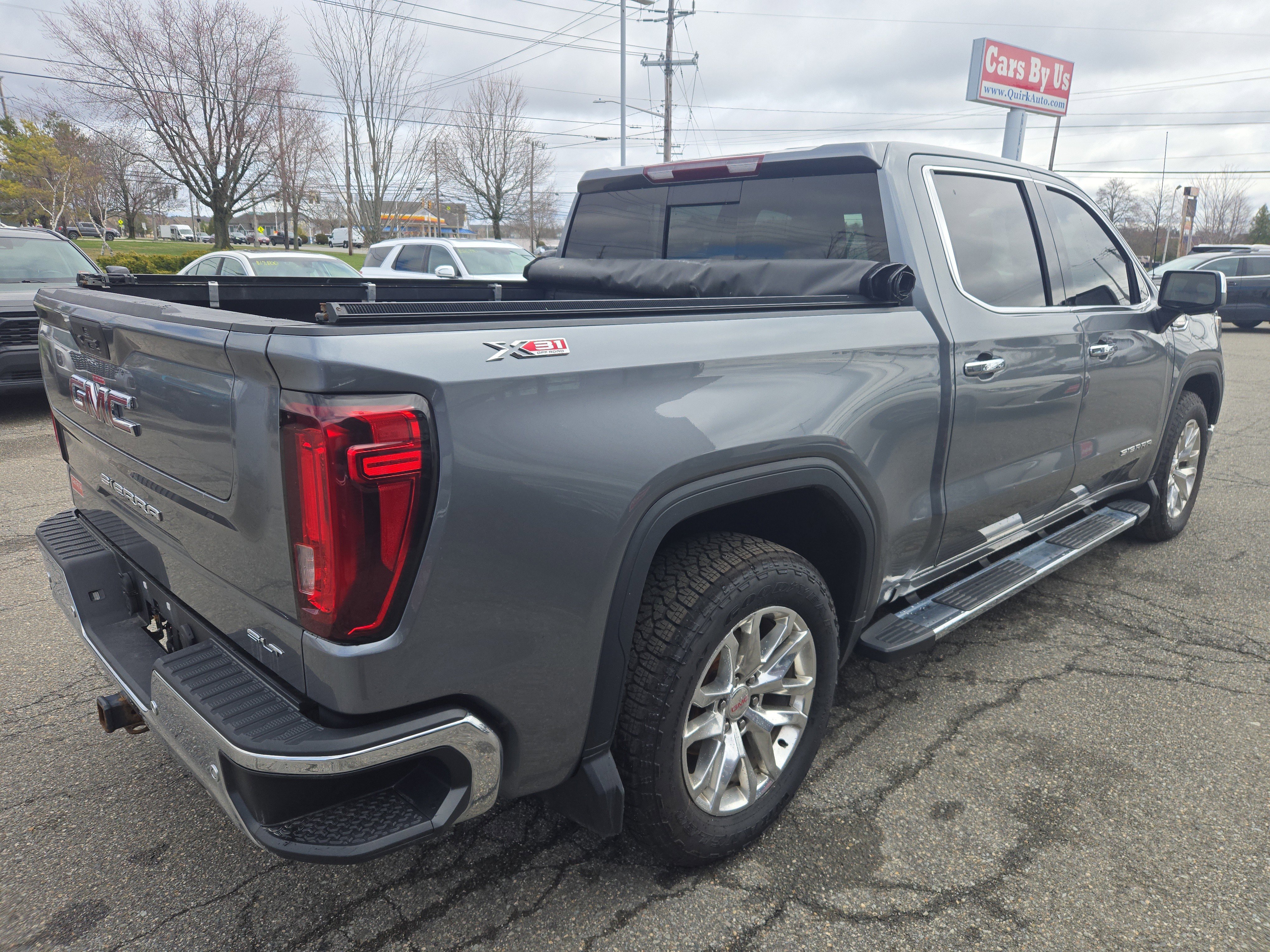 Used 2021 Satin Steel Metallic GMC SLT image 11