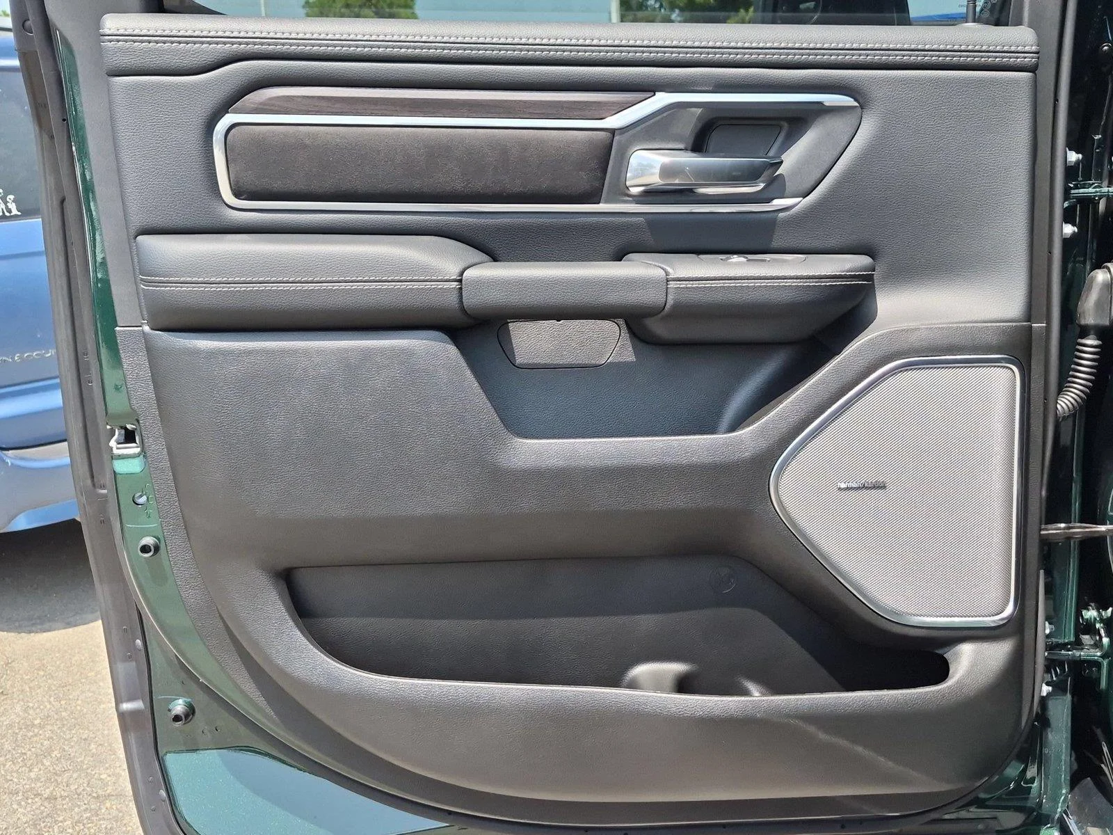 New 2026 Serrano-Green Metallic Exterior Paint RAM Laramie image 31