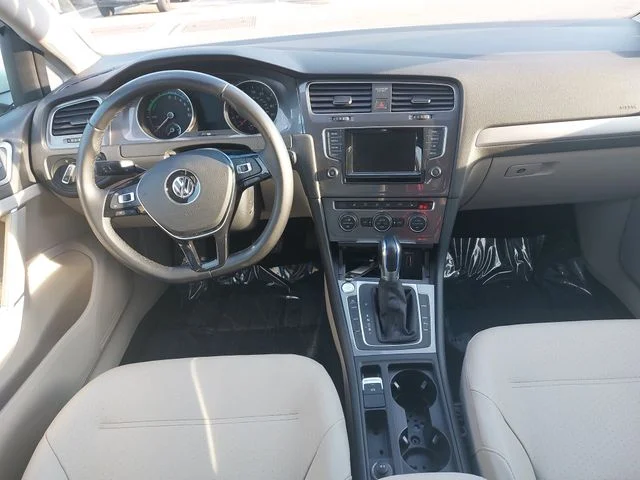 Used 2015 White Volkswagen SEL Premium image 15
