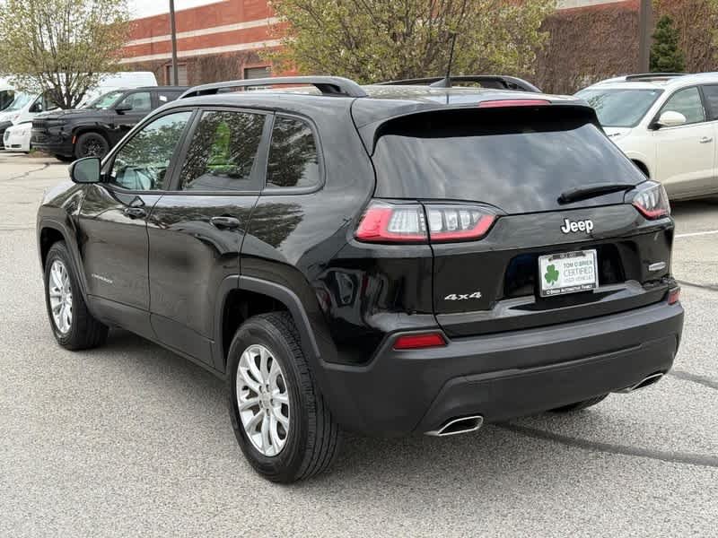 Used 2022 Diamond Black Crystal Pearlcoat Jeep Latitude Lux image 5