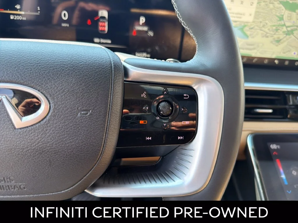 Certified Used 2025 Black Obsidian INFINITI LUXE image 23