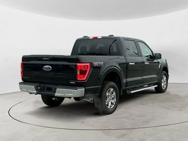 Used 2022 Black Ford XLT image 5