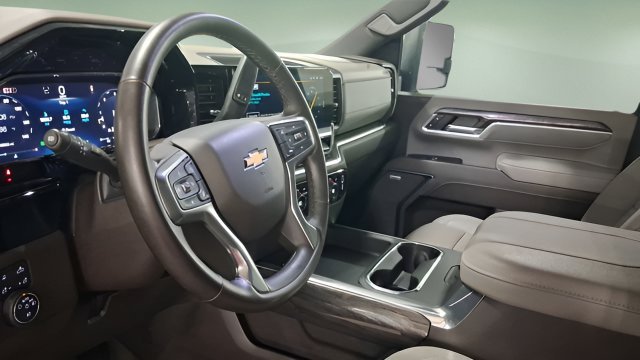 Used 2026 Summit White Chevrolet LTZ image 26