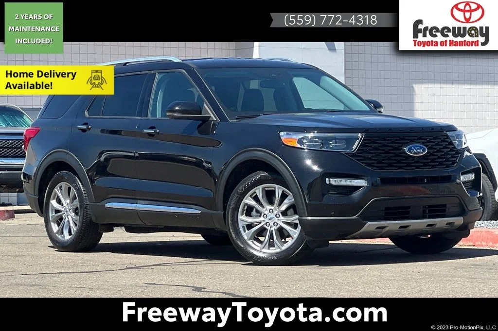 2022 Ford Explorer Limited RWD's photo