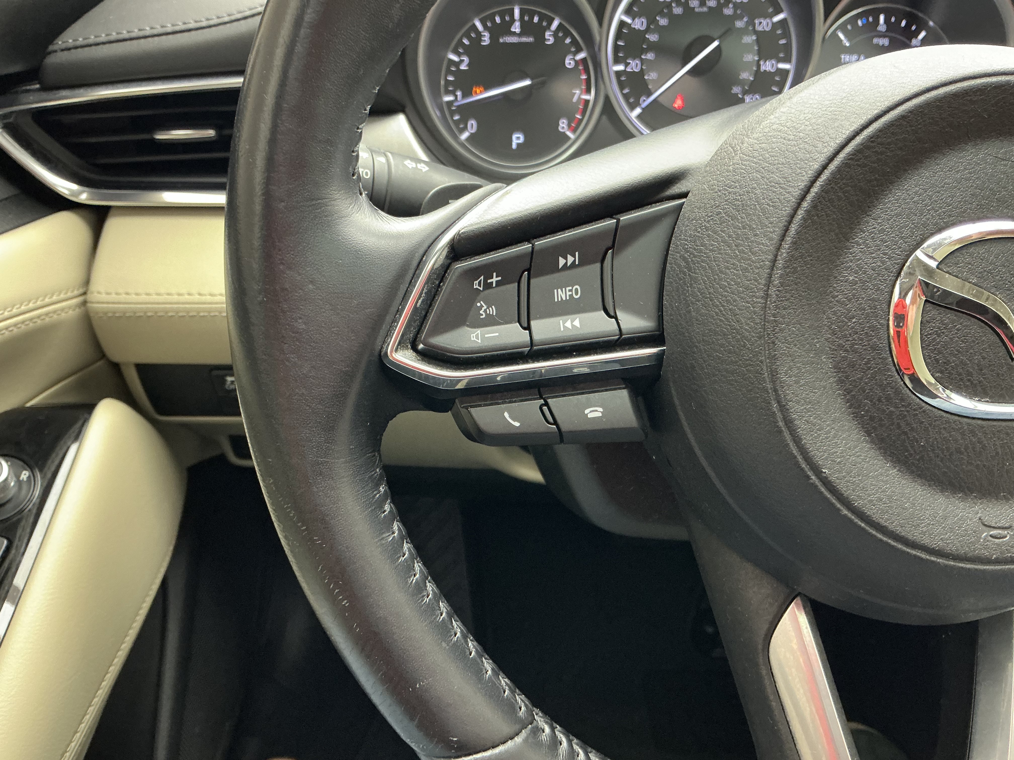 Used 2018 Soul Red Crystal Metallic Mazda Grand Touring image 9