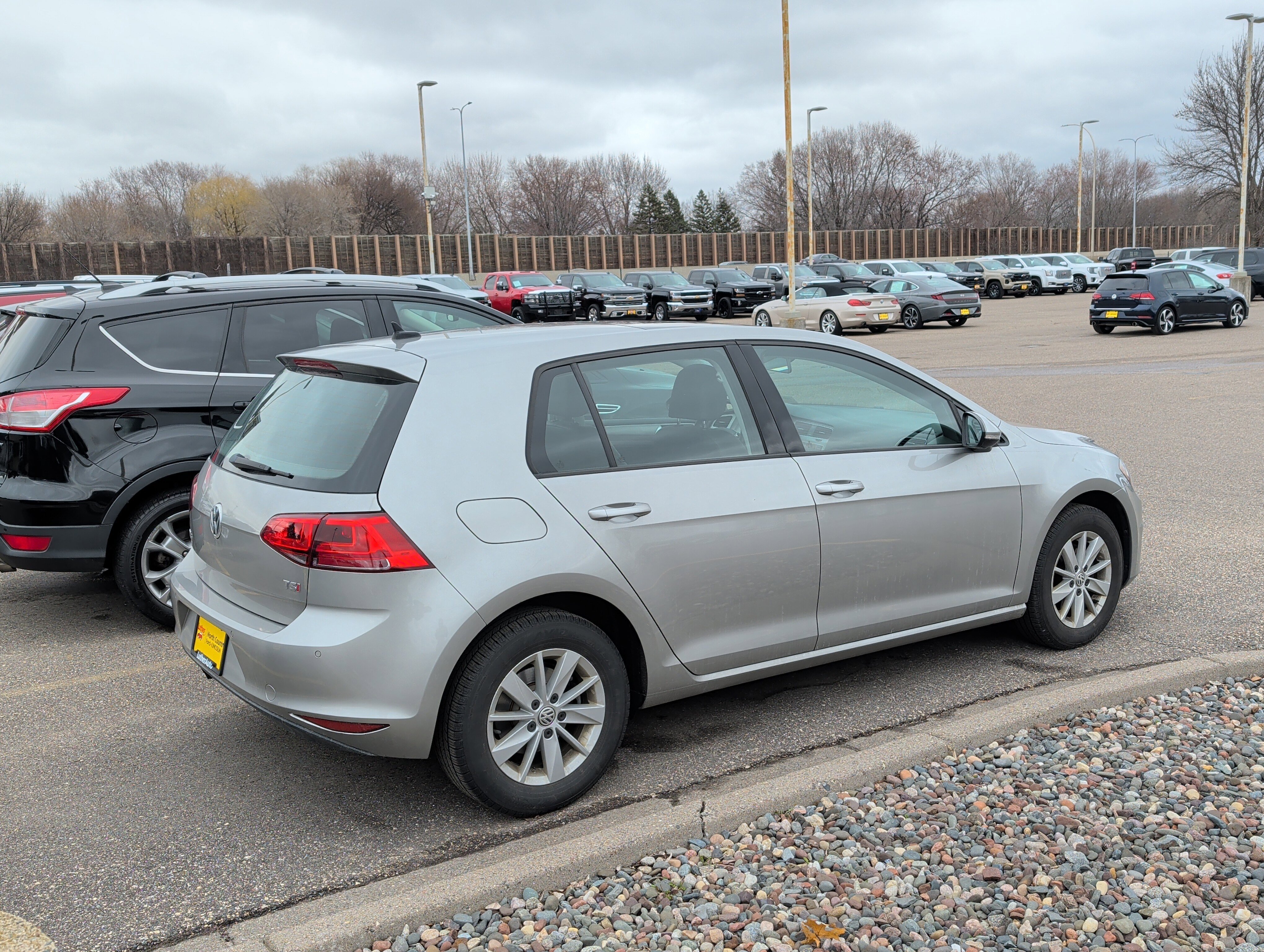 Used 2015 Volkswagen Golf TSI S with VIN 3VW217AU0FM099096 for sale in Minneapolis, MN