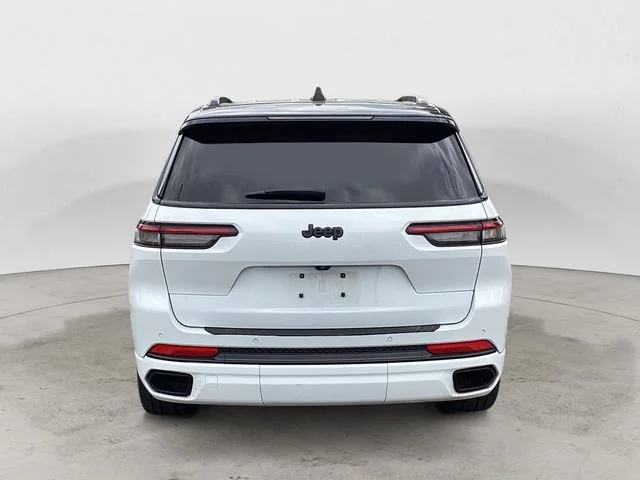 Used 2023 Bright White Clearcoat Jeep Summit image 4