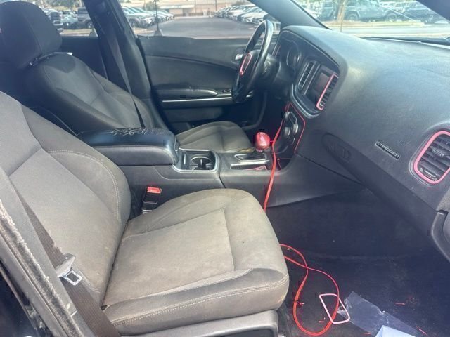 Used 2016 Silver Dodge SE image 23