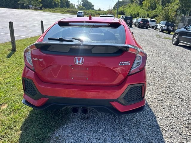 Used 2017 Red Honda Sport Touring image 4