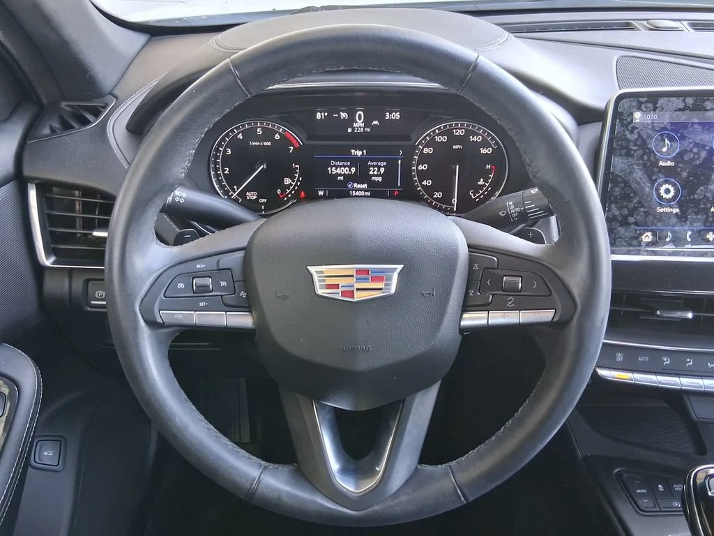 Used 2023 SUMMIT WHITE Cadillac Luxury image 10