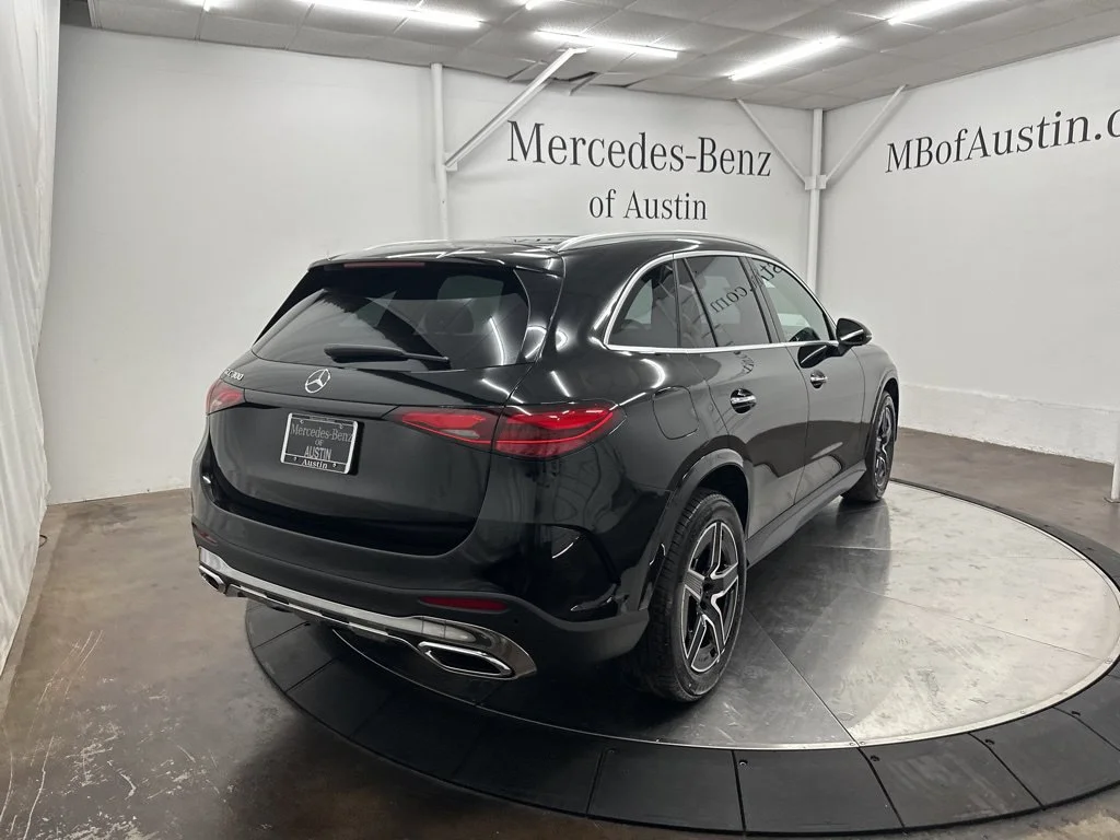 Used 2026 Black Mercedes-Benz GLC 300 image 7