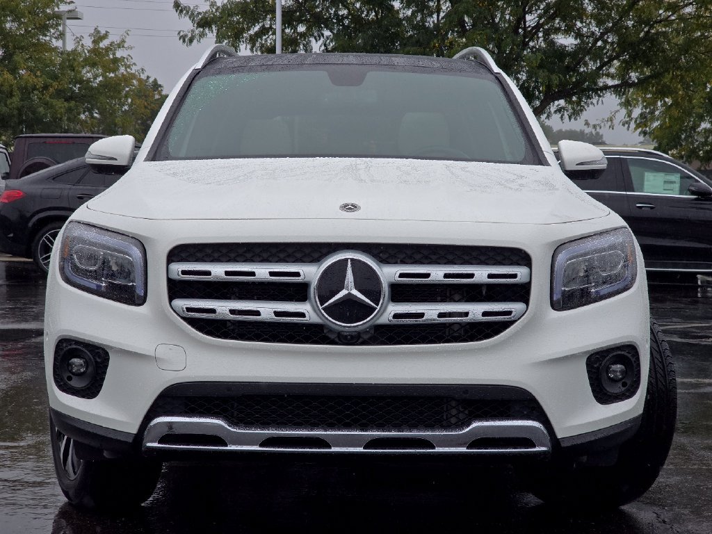 Certified Used 2023  Mercedes-Benz GLB 250 image 17