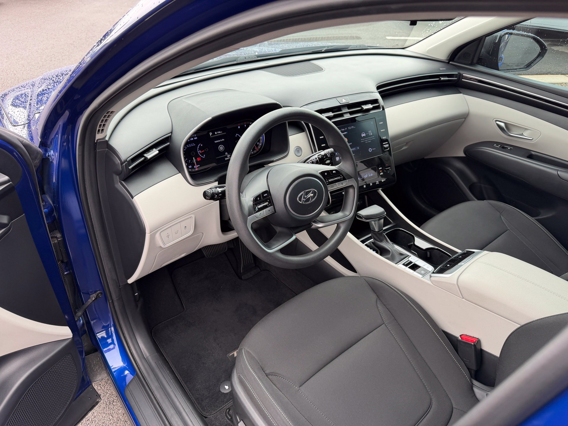 Certified Used 2024 Blue Hyundai SEL image 21