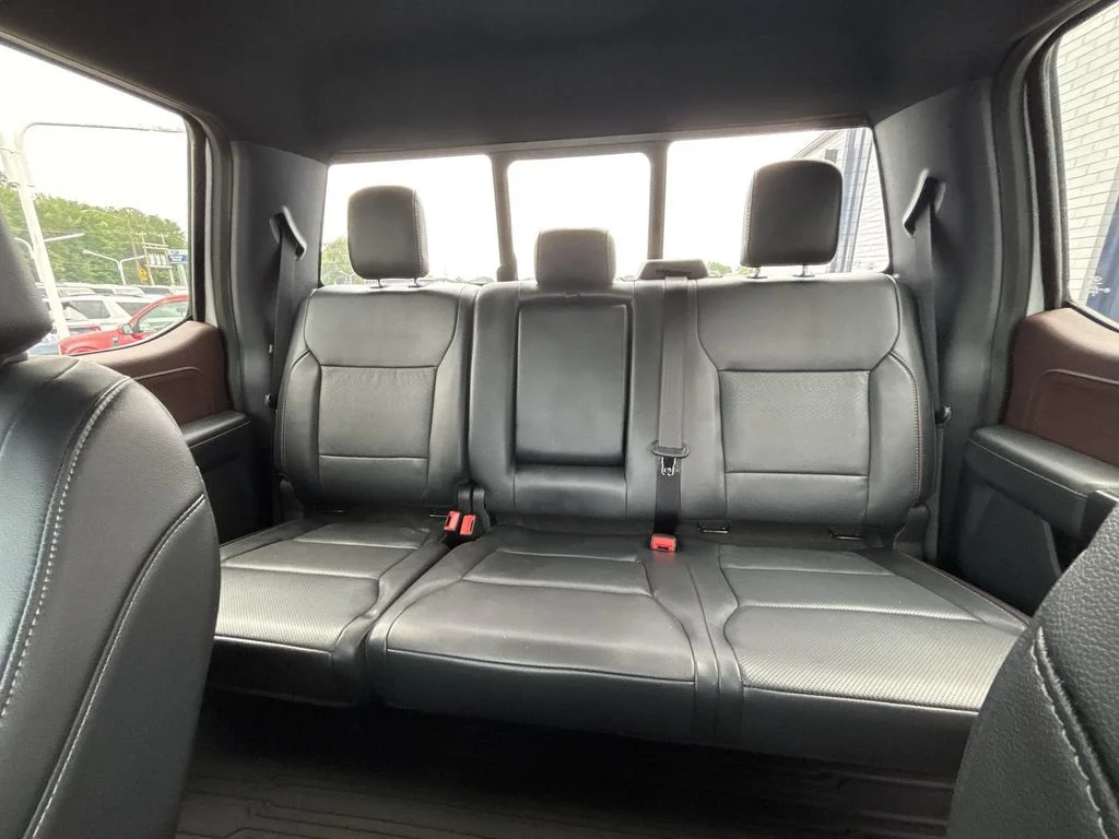 Used 2023 White Ford Lariat image 25