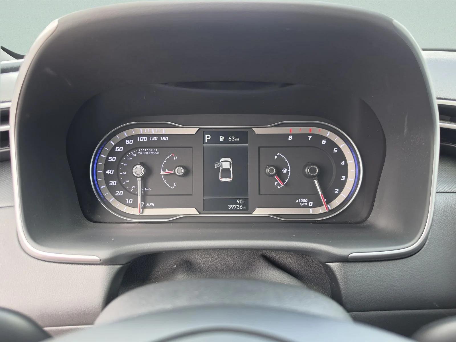 Used 2024 Green Hyundai SE image 31