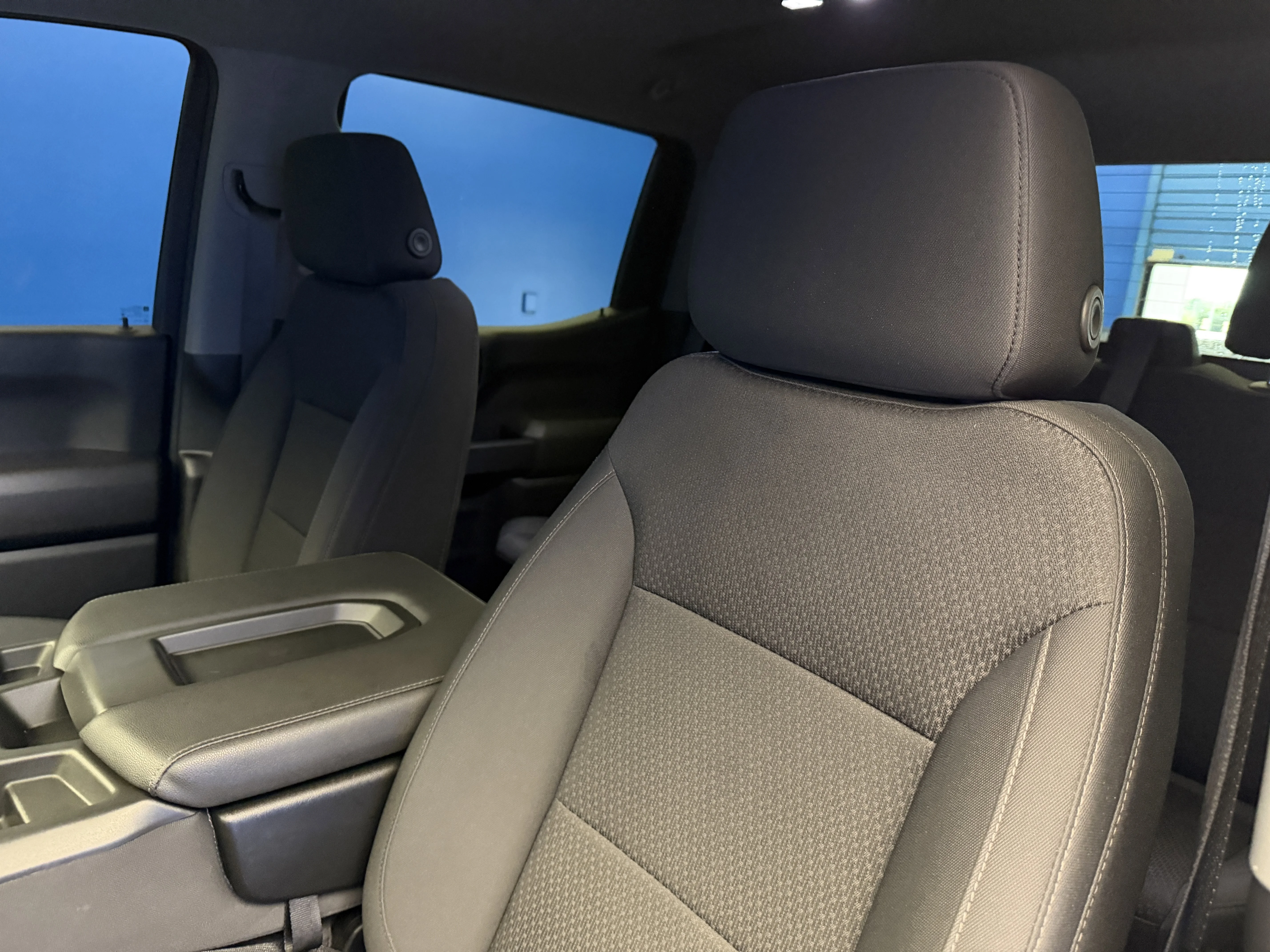 Used 2022 Summit White Chevrolet Custom image 12